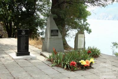 Прикрепленное изображение: 788_monument.jpg